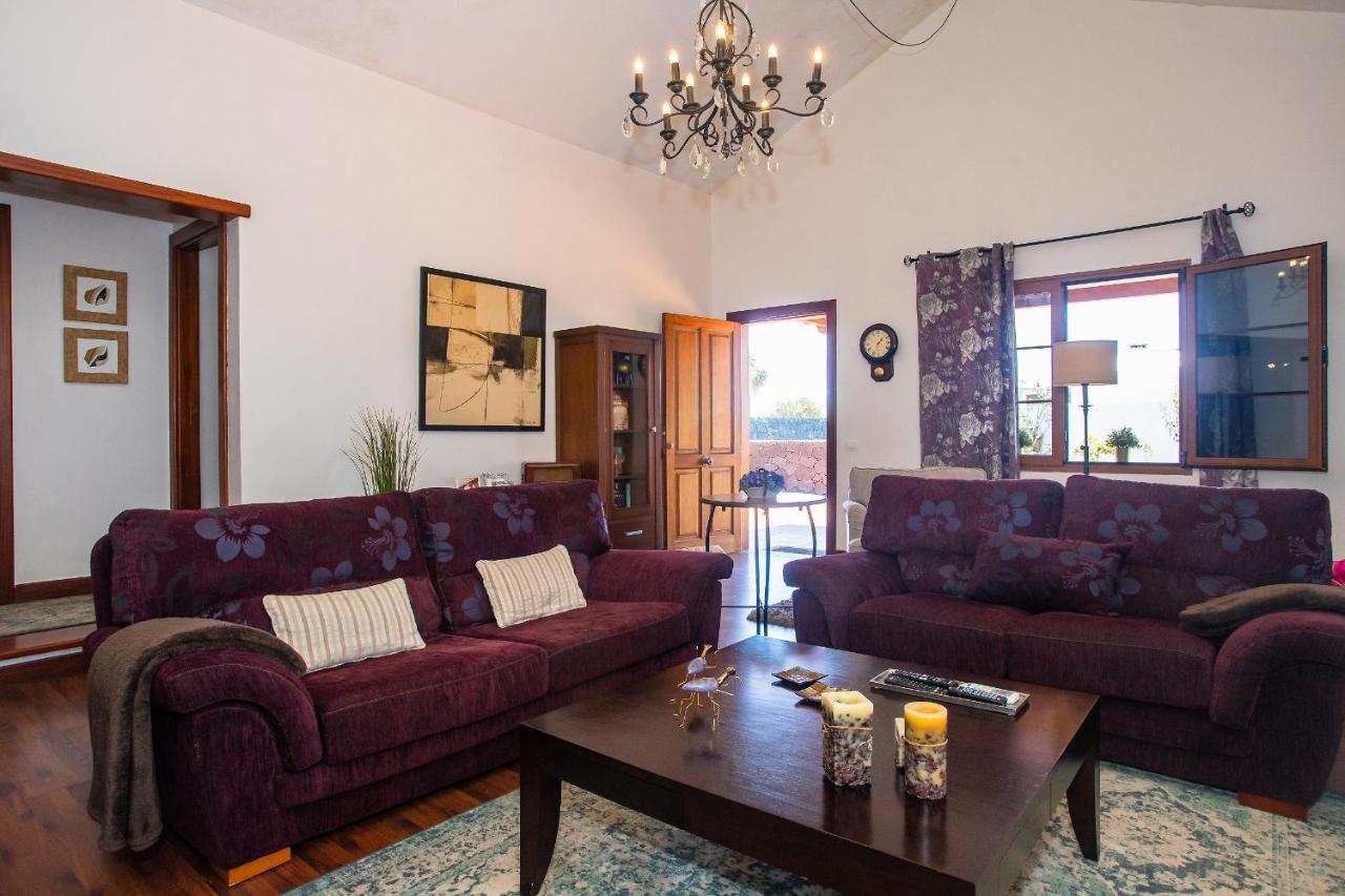 Вилла Casa Lola Lanzarote Piscina Climatizada Y Wifi Free Сан-Бартоломе Экстерьер фото