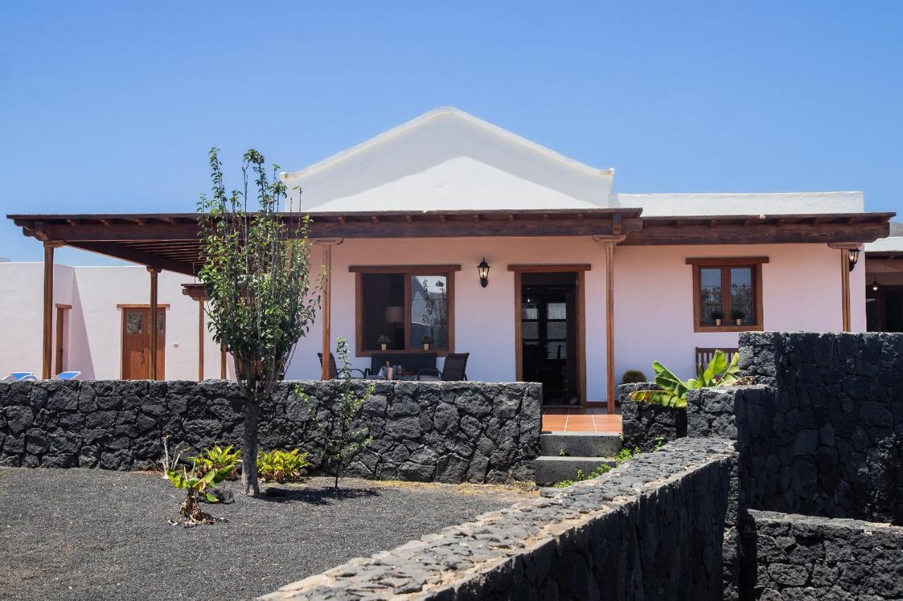 Вилла Casa Lola Lanzarote Piscina Climatizada Y Wifi Free Сан-Бартоломе Экстерьер фото